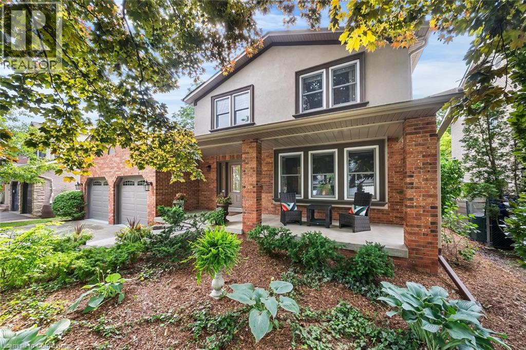 Photo 4 of 2262 Constance Drive, Oakville ON