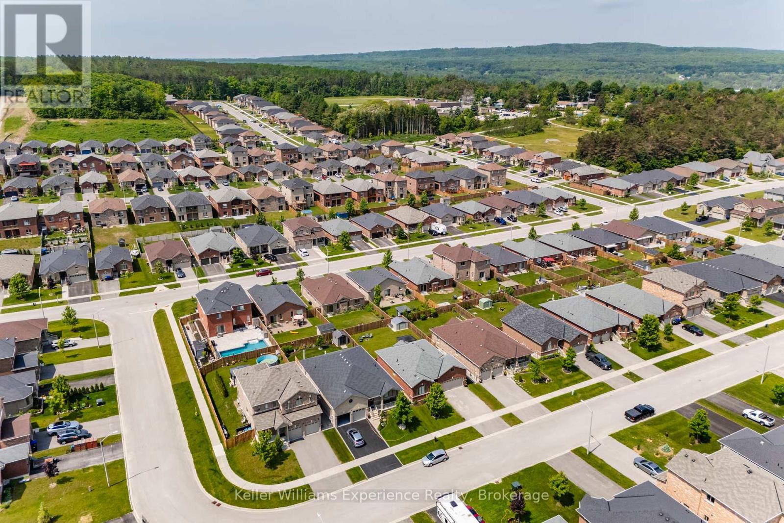 Photo 37 of 32 Hatton Drive, Penetanguishene ON
