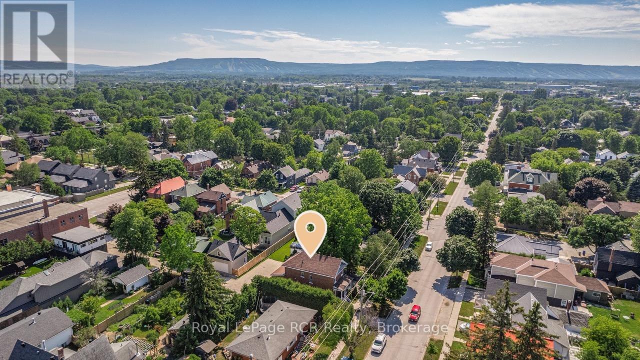 Photo 45 of 130 Second Street, Collingwood ON