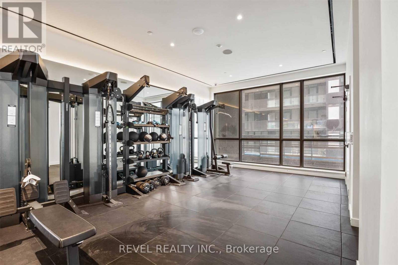 Photo 18 of 1210 39 Roehampton Avenue, Toronto ON