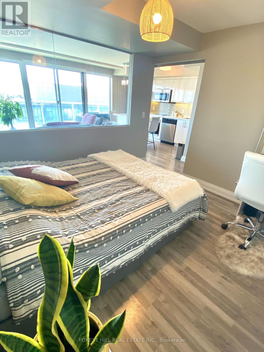 Photo 19 of E 1305 555 Wilson Avenue, Toronto ON