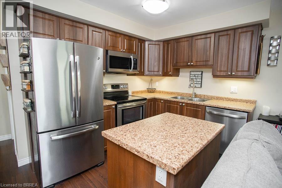 Photo 17 of 20 Mcconkey Crescent Unit 115, Brantford ON