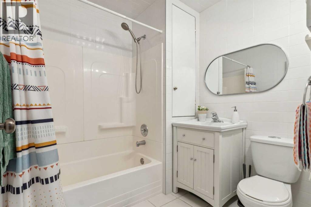 Single Family House for Sale in   Street NE Winston Heights/Mountview Calgary 
