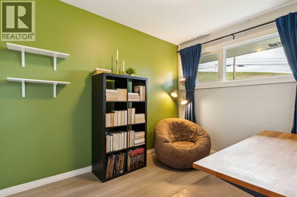 Single Family House for Sale in   Street NE Winston Heights/Mountview Calgary 