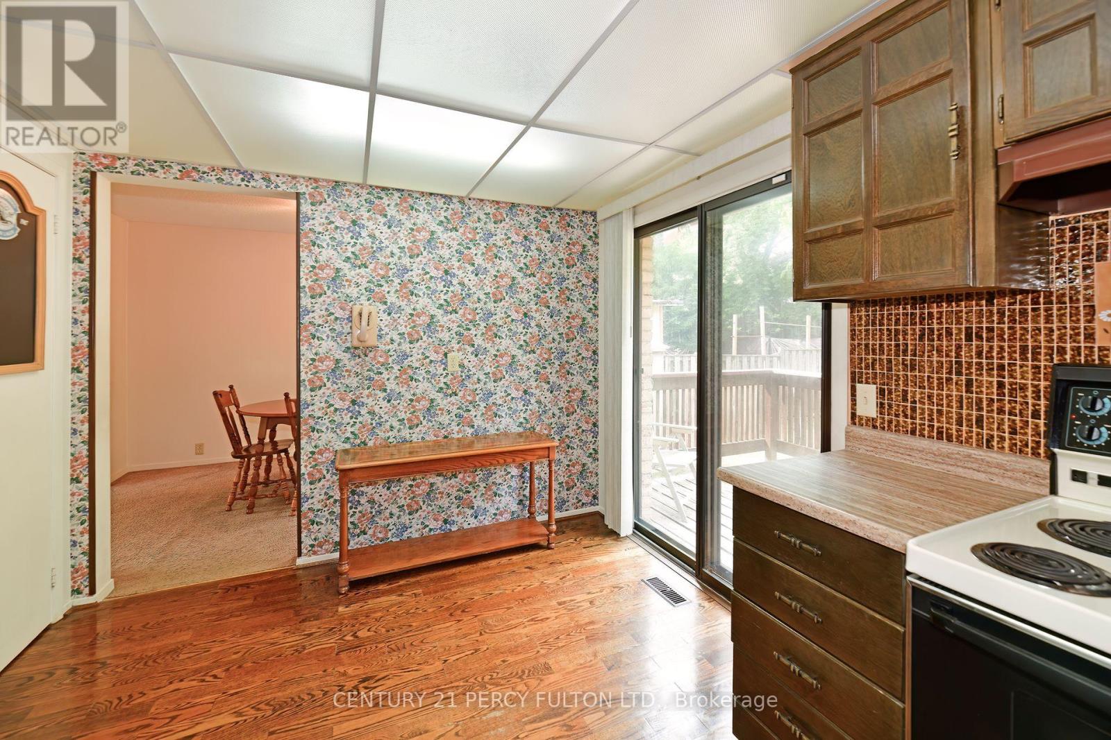 Photo 12 of 74 John Stoner Drive, Toronto ON
