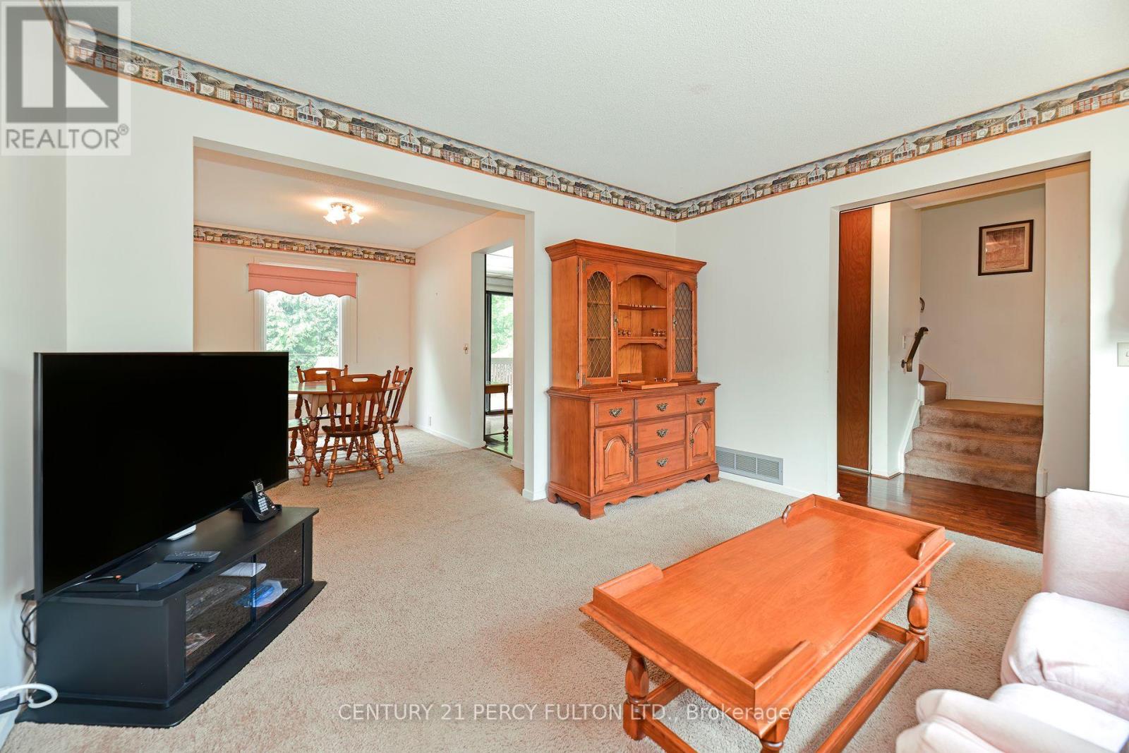 Photo 15 of 74 John Stoner Drive, Toronto ON