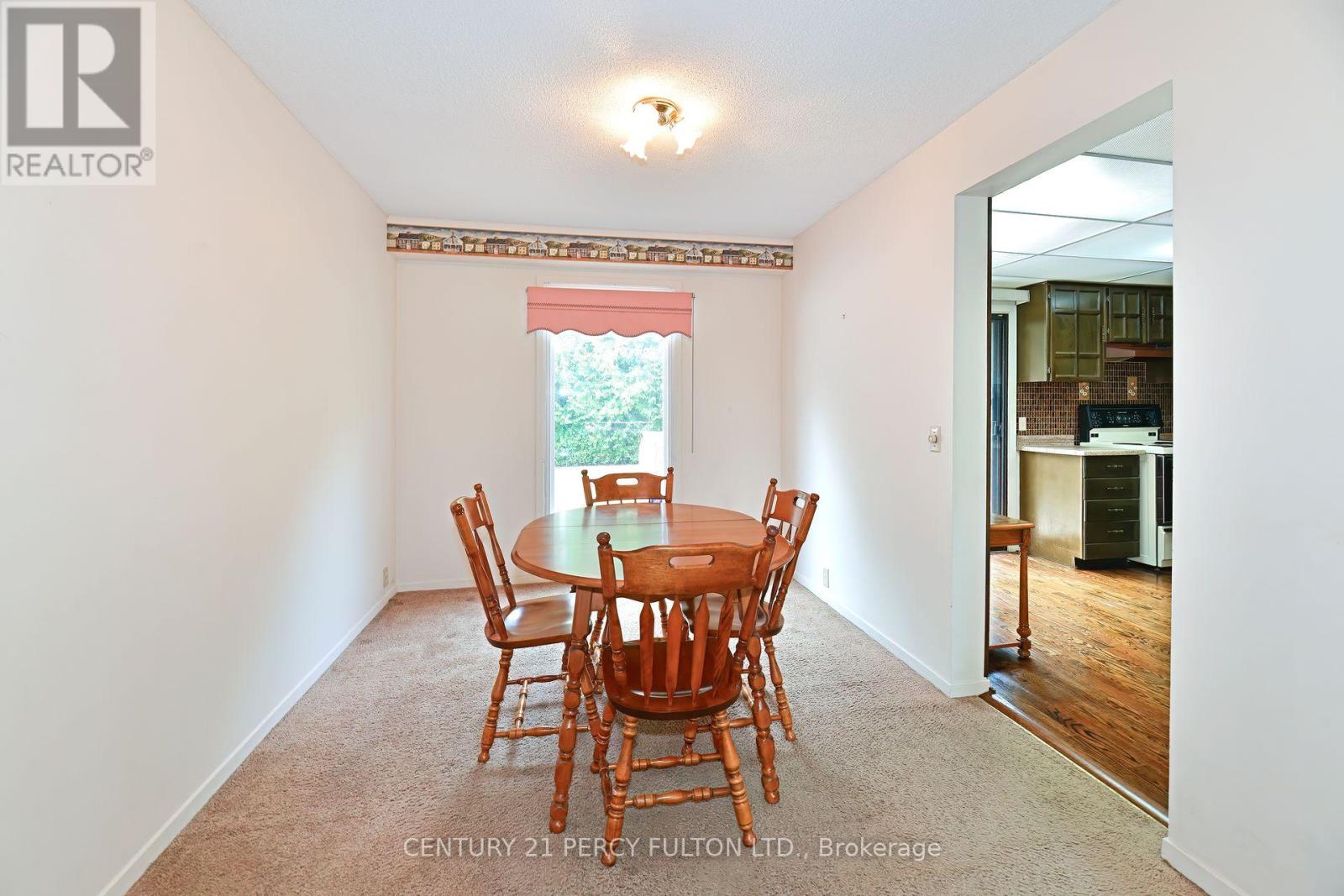 Photo 7 of 74 John Stoner Drive, Toronto ON