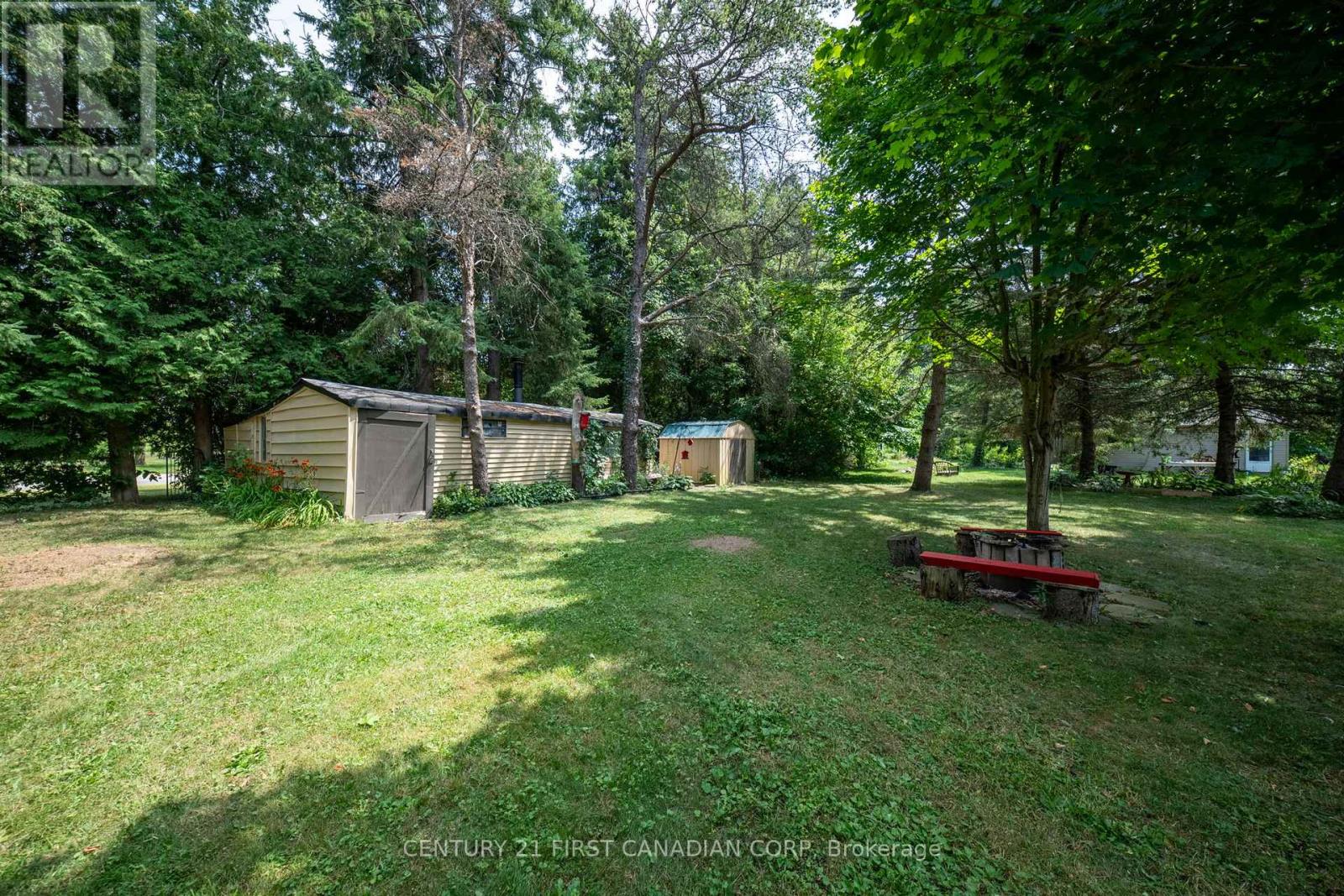 Photo 11 of 21084 Riverview Drive, Thames Centre ON