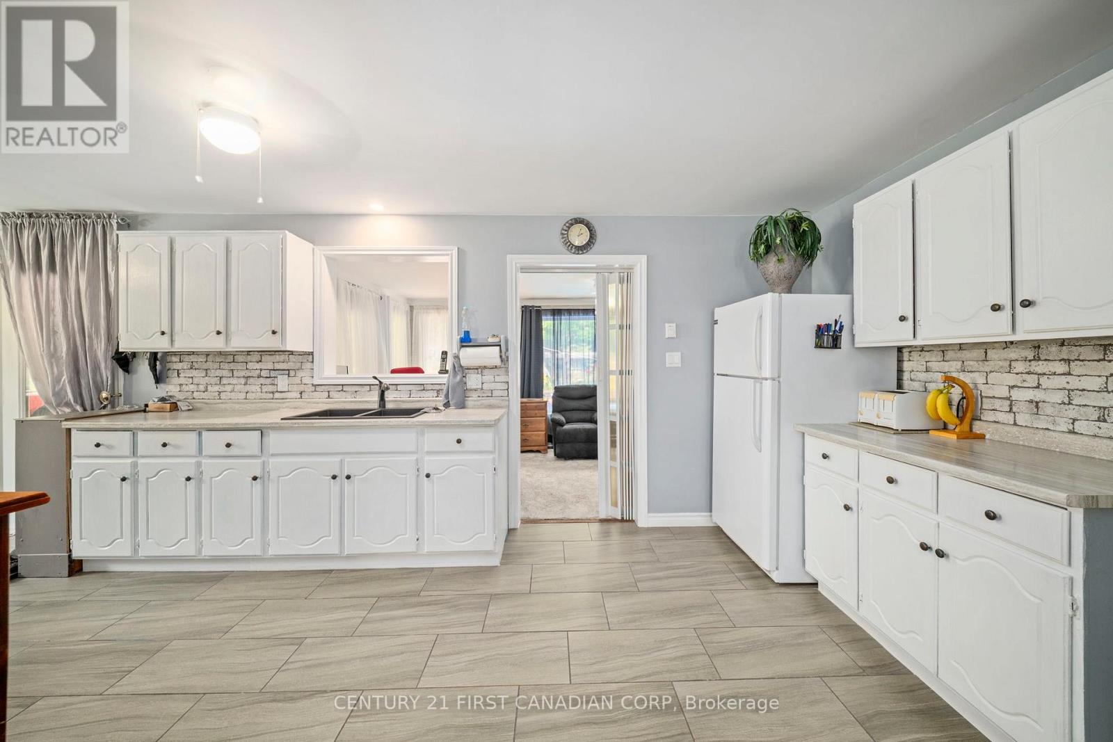 Photo 28 of 21084 Riverview Drive, Thames Centre ON