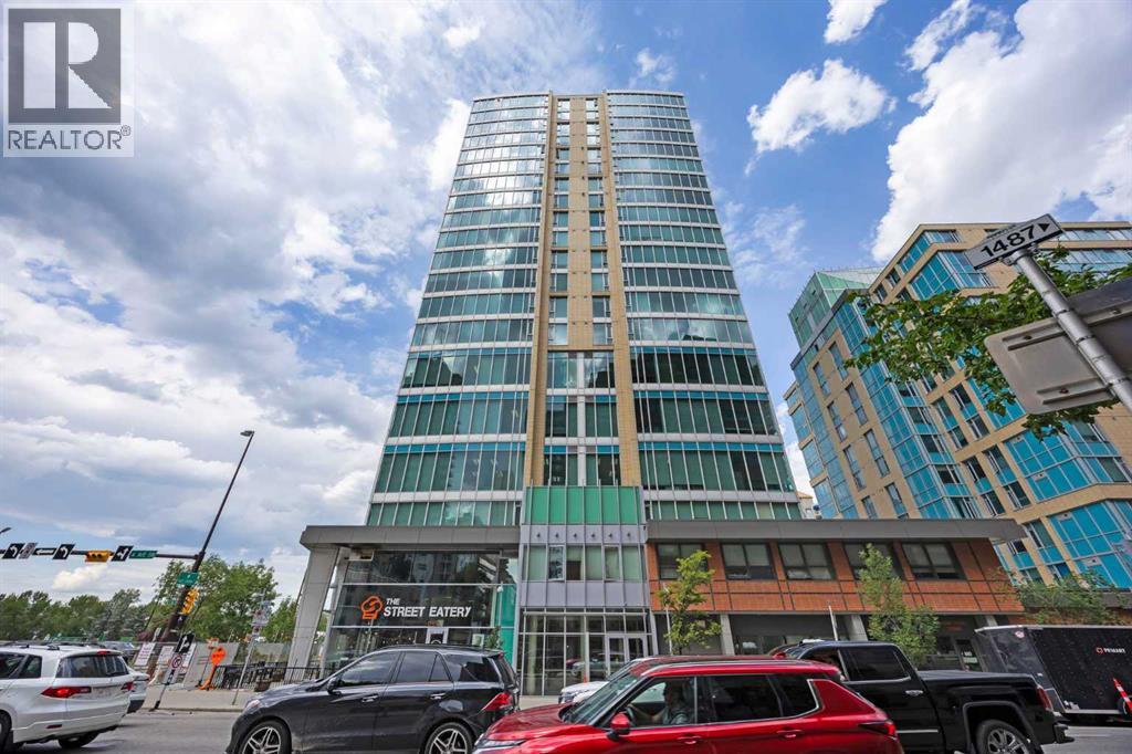 Single Family House Multi-level for Sale in    Avenue SW Downtown Commercial Core Calgary 