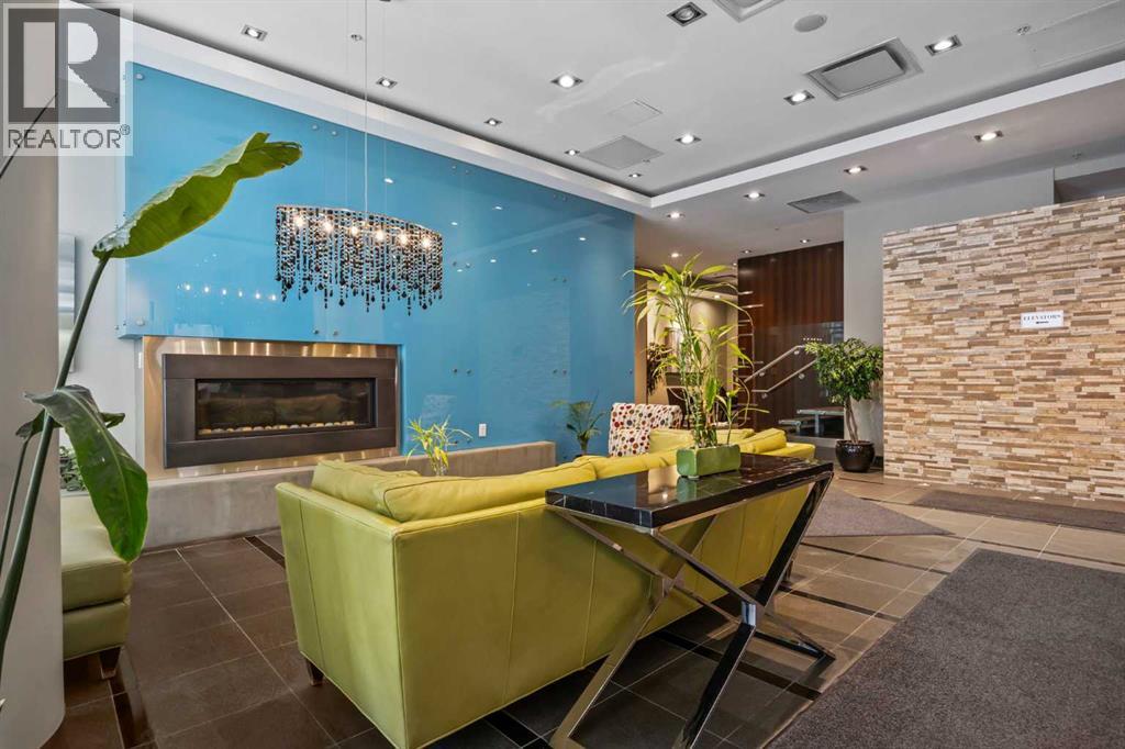 Single Family House Multi-level for Sale in    Avenue SW Downtown Commercial Core Calgary 