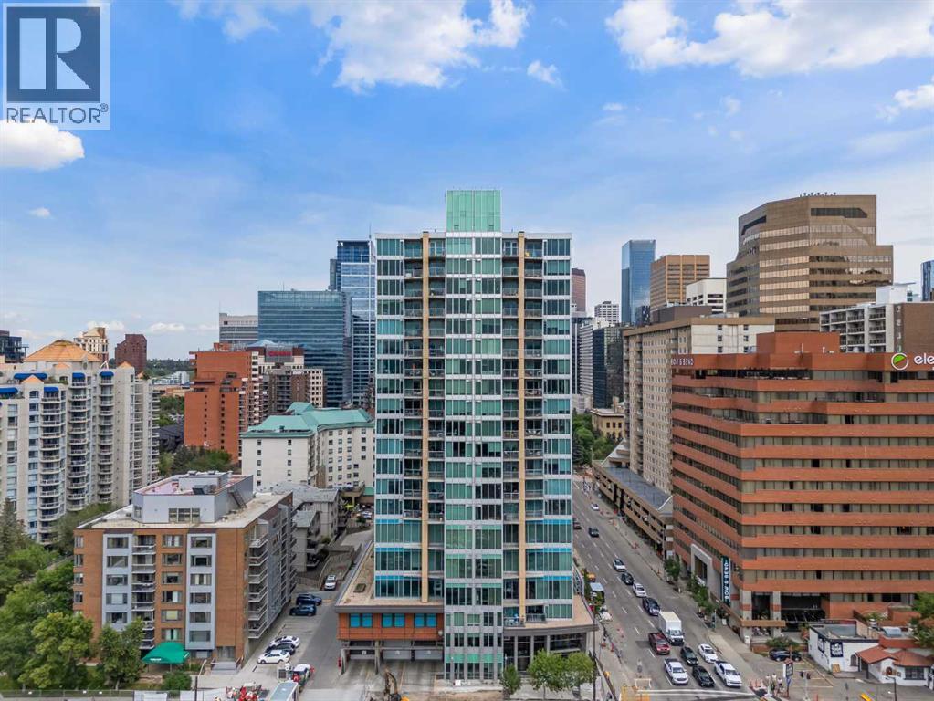 Single Family House Multi-level for Sale in    Avenue SW Downtown Commercial Core Calgary 