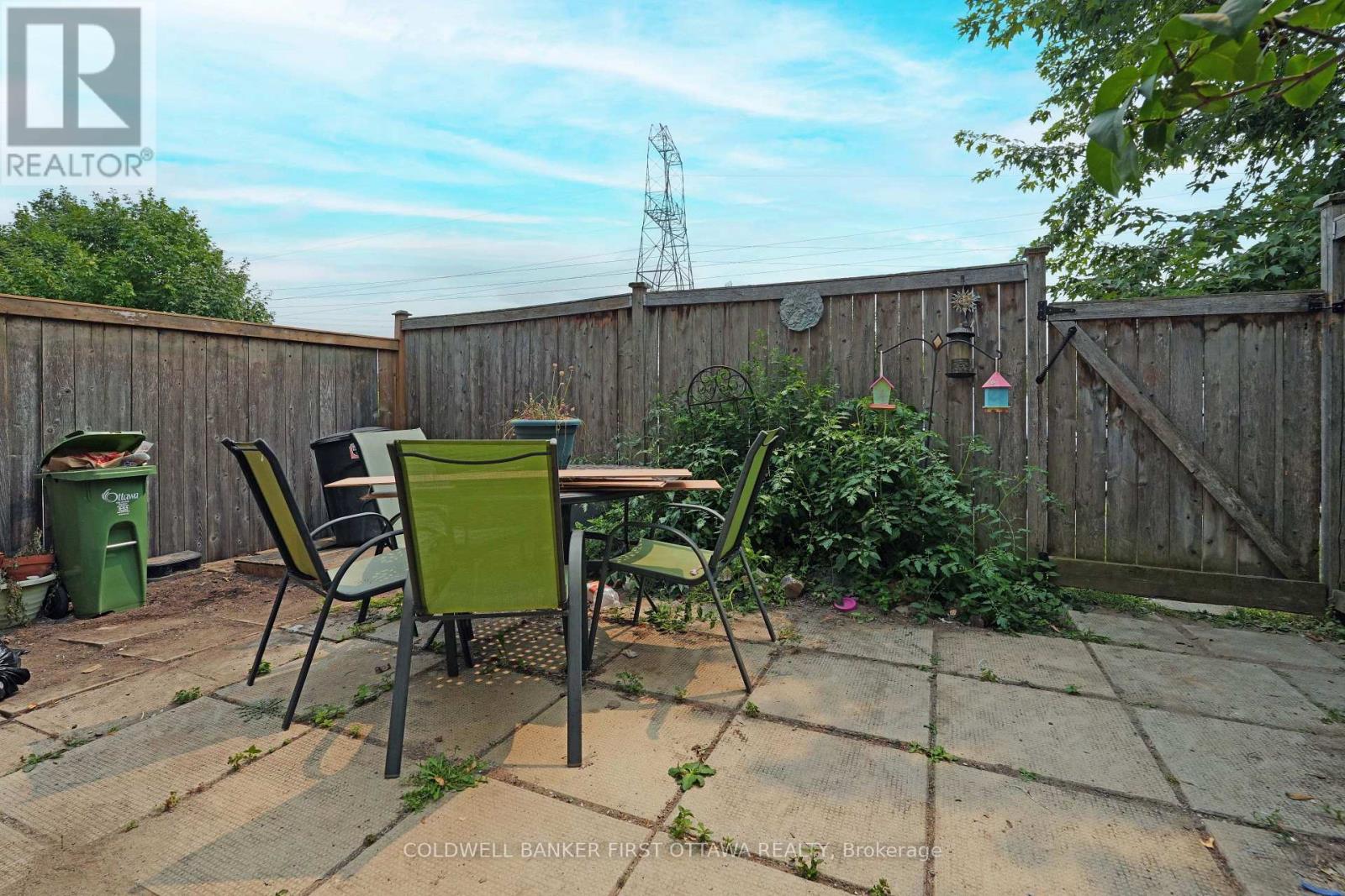 Photo 12 of 46 A Medhurst Drive, Ottawa ON