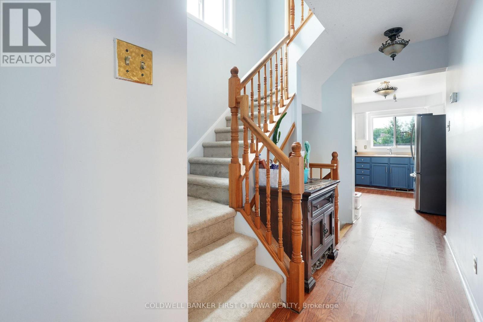Photo 8 of 46 A Medhurst Drive, Ottawa ON