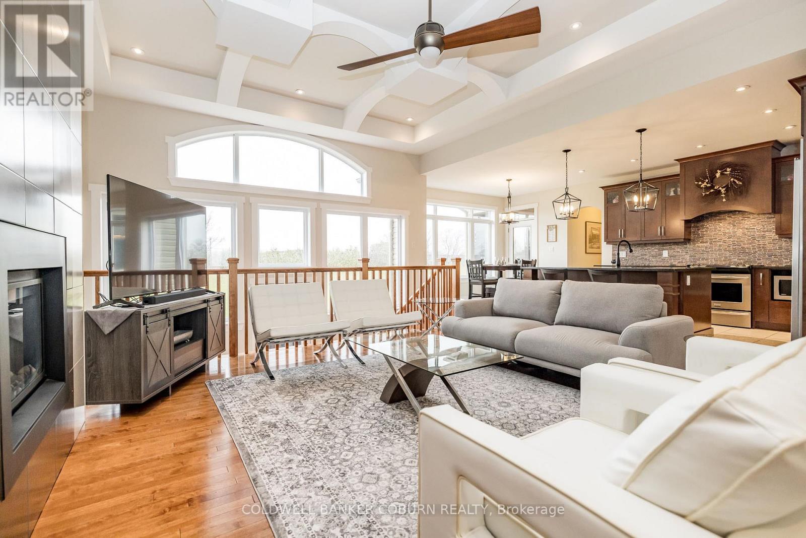 Photo 12 of 270 West Lake Circle, Ottawa ON
