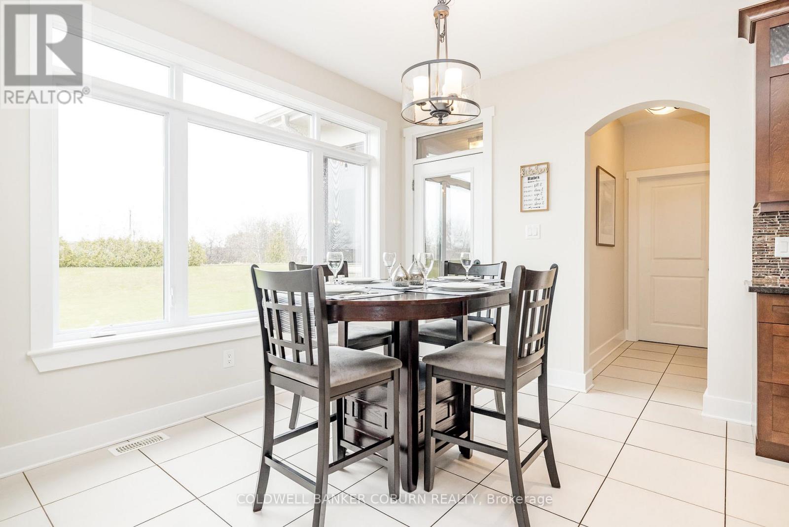 Photo 17 of 270 West Lake Circle, Ottawa ON