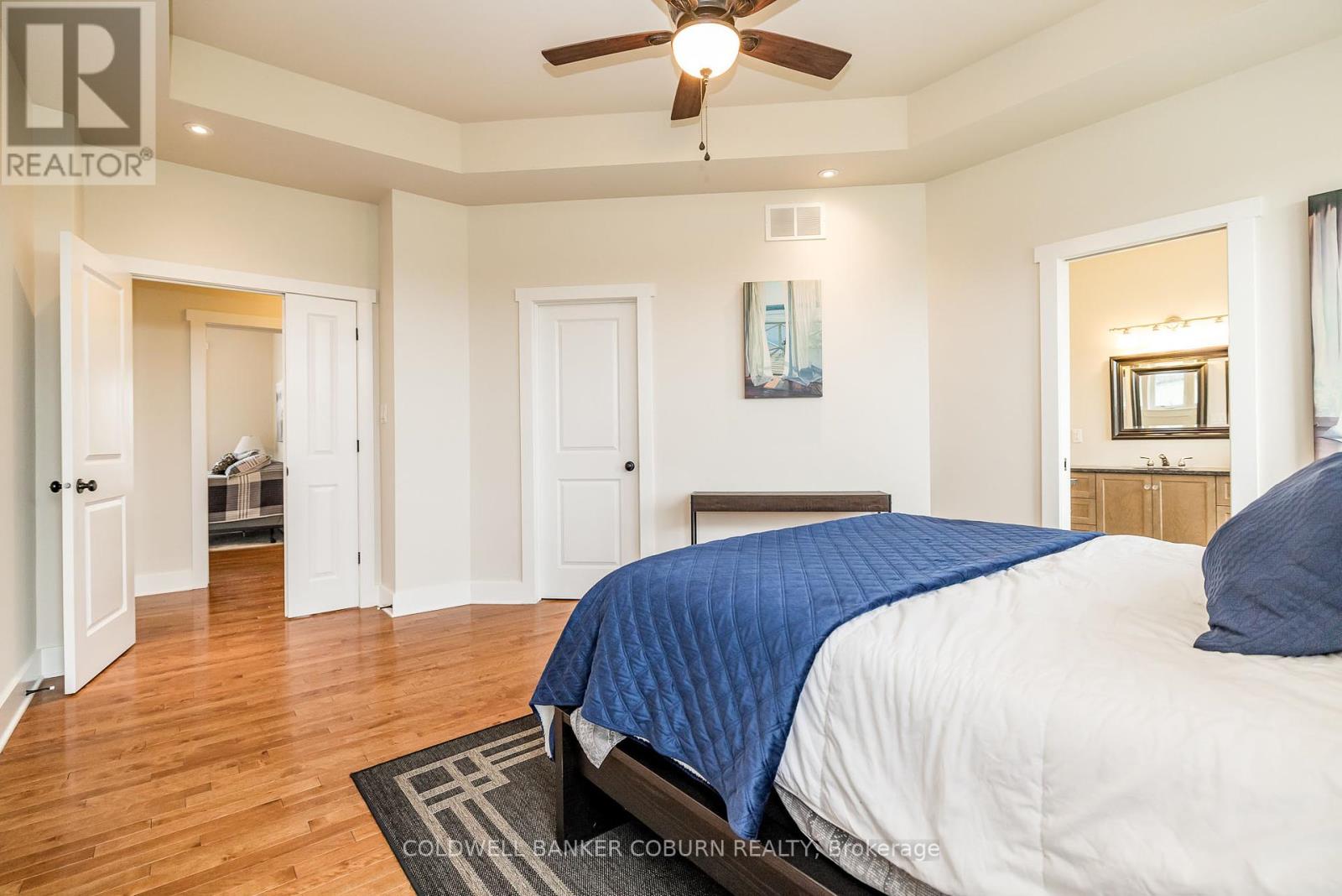 Photo 24 of 270 West Lake Circle, Ottawa ON