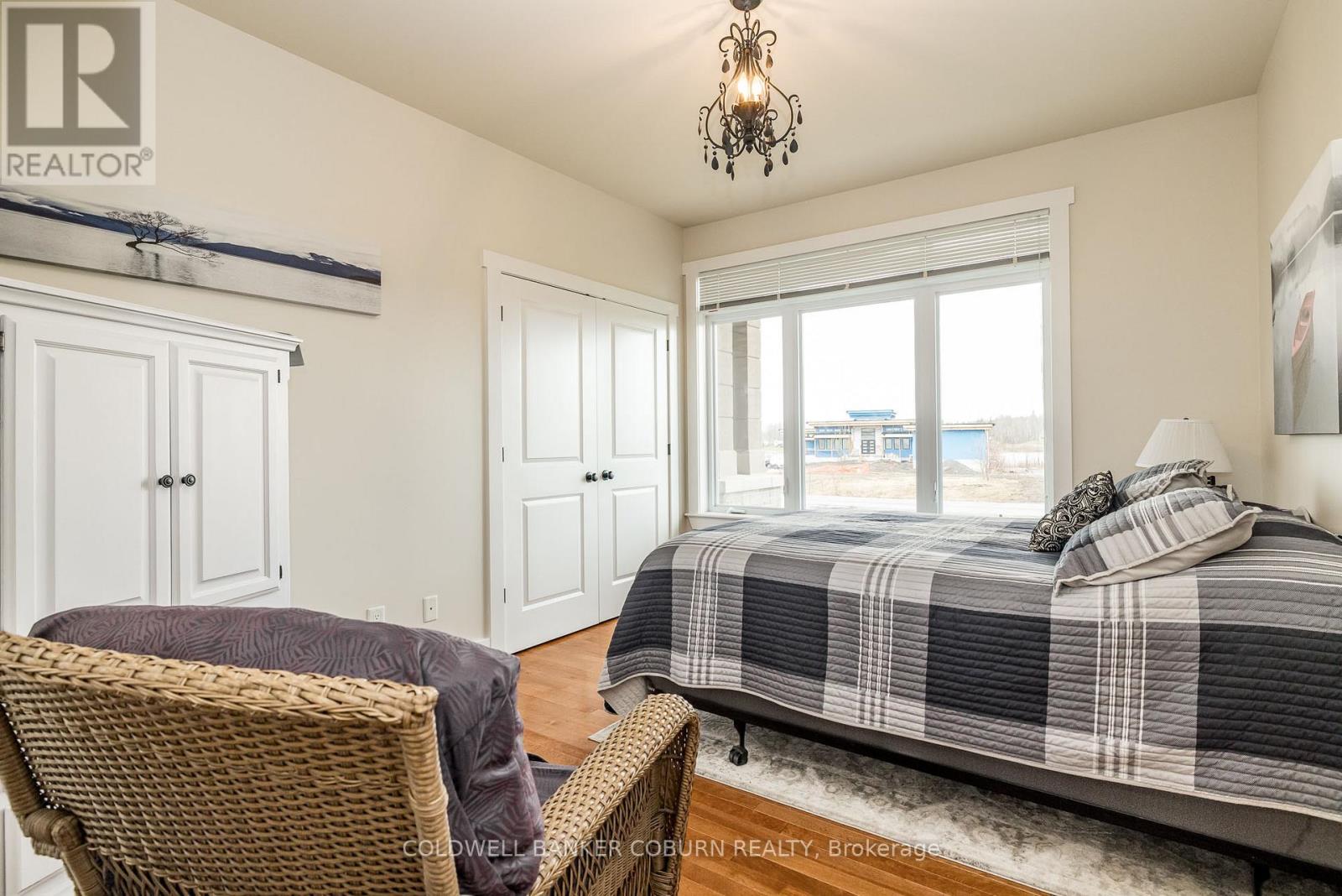 Photo 29 of 270 West Lake Circle, Ottawa ON