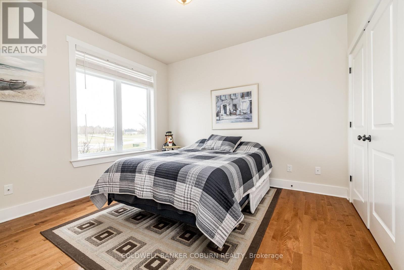Photo 32 of 270 West Lake Circle, Ottawa ON