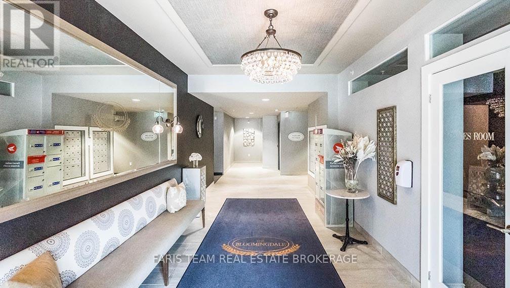 Photo 12 of 210 40 Ferndale Drive S, Barrie ON