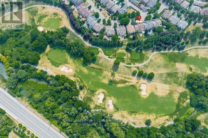 Photo 42 of 10 Harper Hill Road, Markham ON