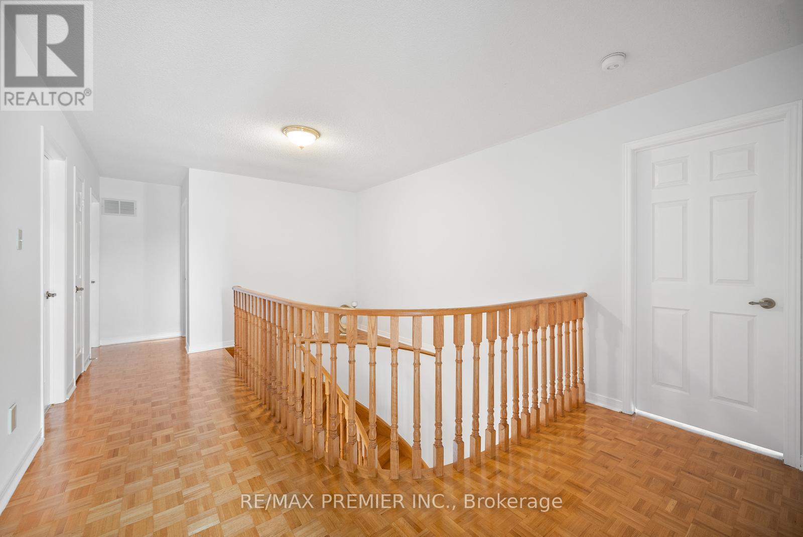 Photo 20 of 258 Mapes Avenue, Vaughan ON