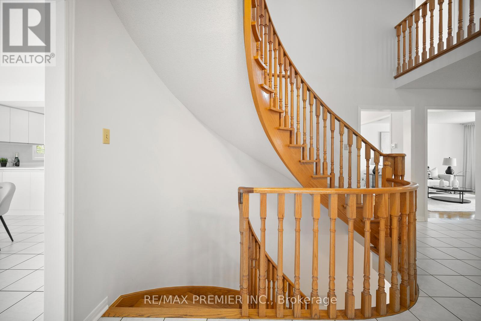 Photo 31 of 258 Mapes Avenue, Vaughan ON