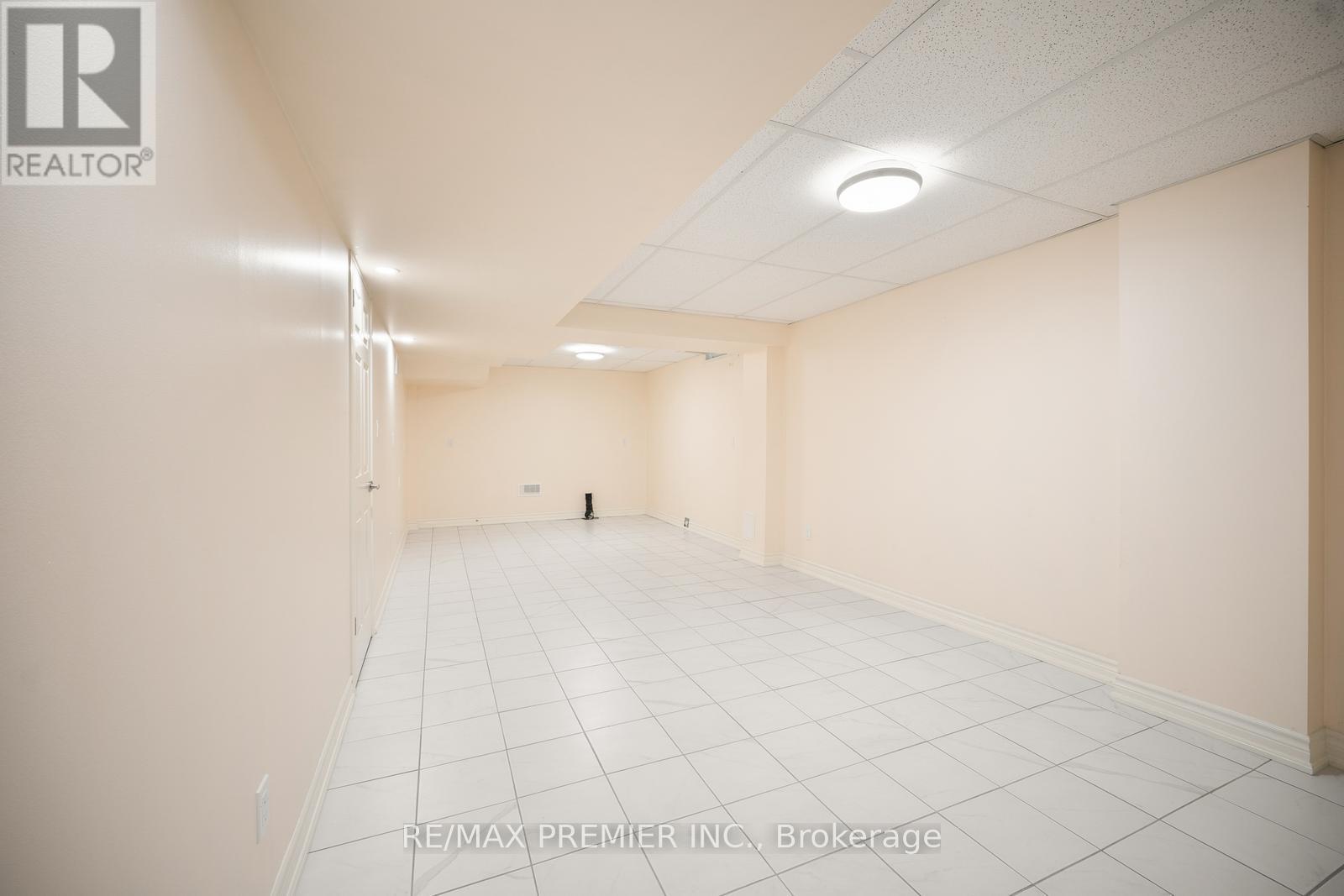 Photo 33 of 258 Mapes Avenue, Vaughan ON