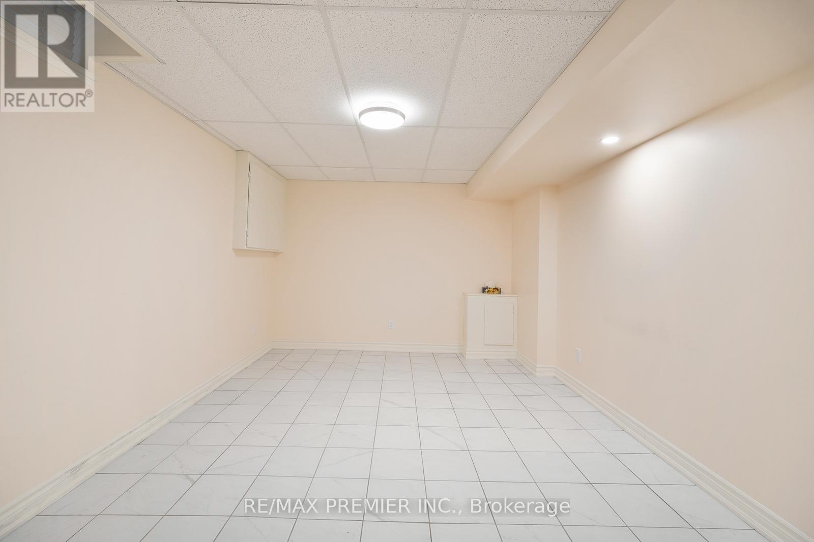 Photo 35 of 258 Mapes Avenue, Vaughan ON