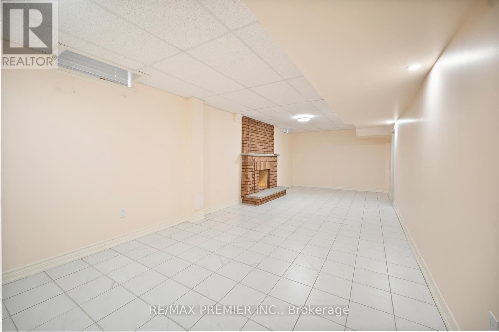 Photo 36 of 258 Mapes Avenue, Vaughan ON