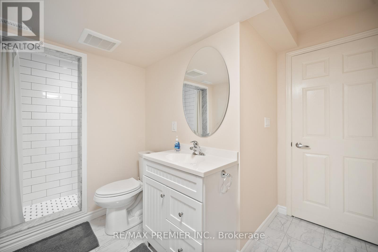 Photo 38 of 258 Mapes Avenue, Vaughan ON