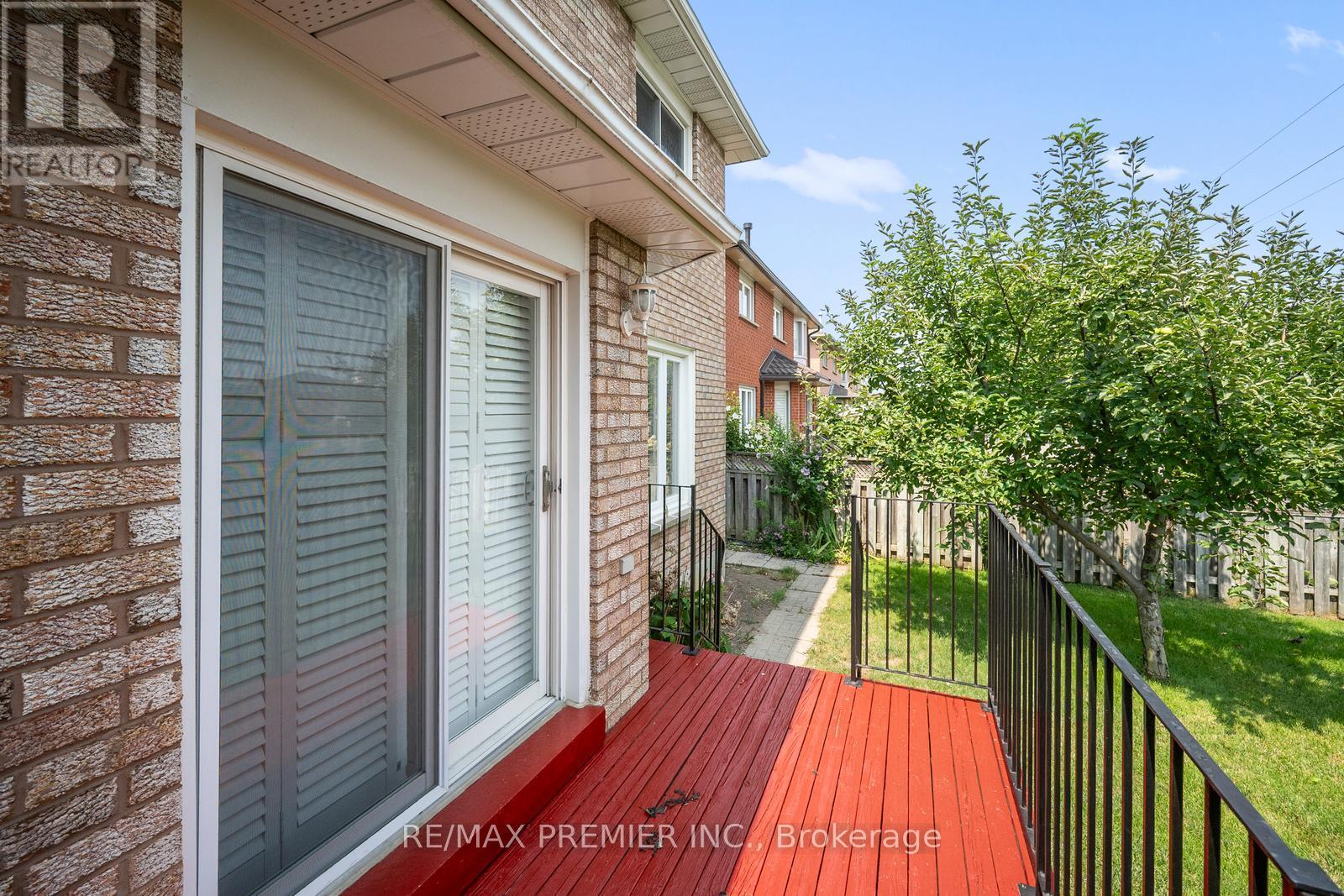 Photo 42 of 258 Mapes Avenue, Vaughan ON