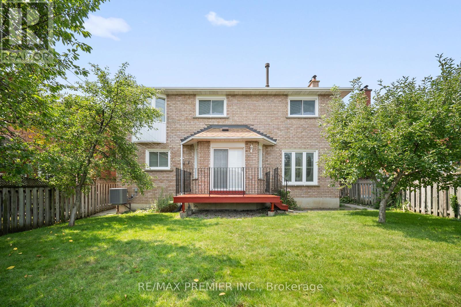 Photo 45 of 258 Mapes Avenue, Vaughan ON