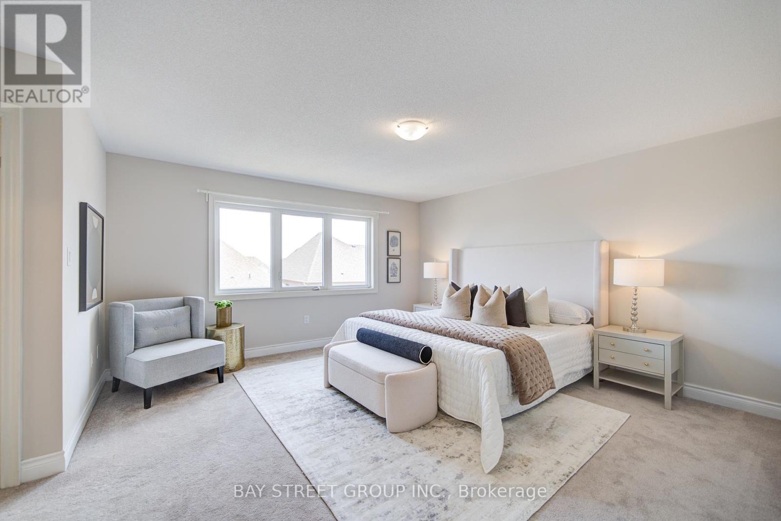Photo 21 of 7 Yarrow Lane, East Gwillimbury ON