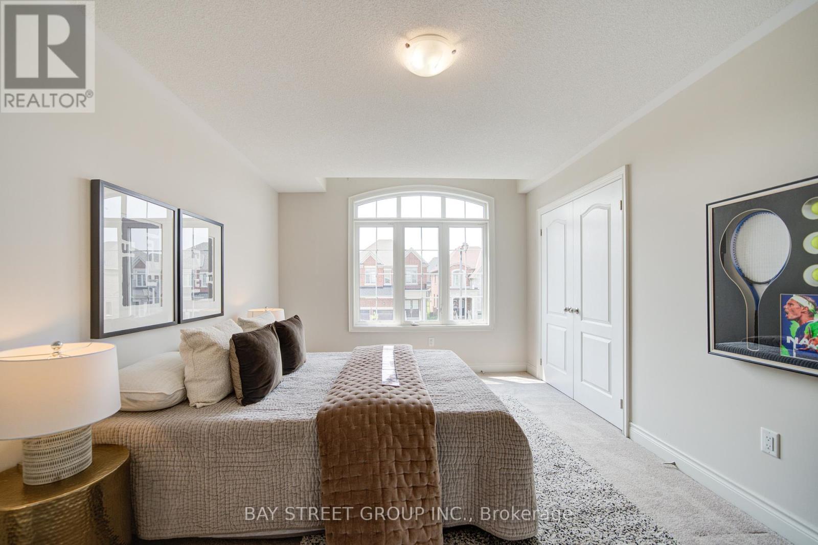 Photo 29 of 7 Yarrow Lane, East Gwillimbury ON