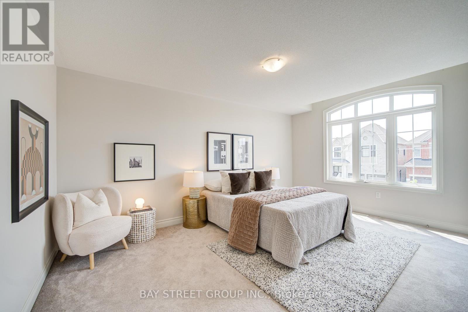 Photo 48 of 7 Yarrow Lane, East Gwillimbury ON