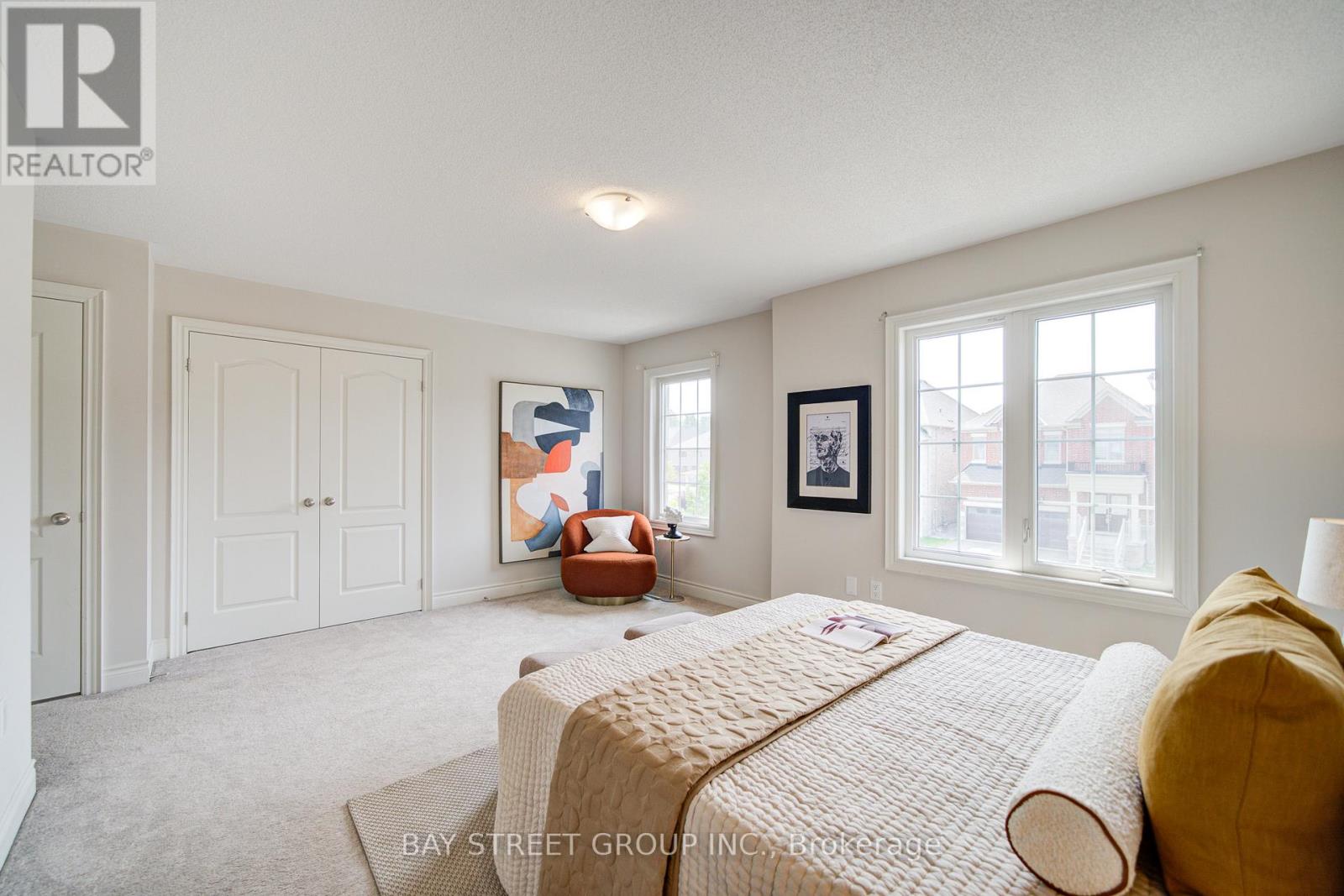 Photo 49 of 7 Yarrow Lane, East Gwillimbury ON