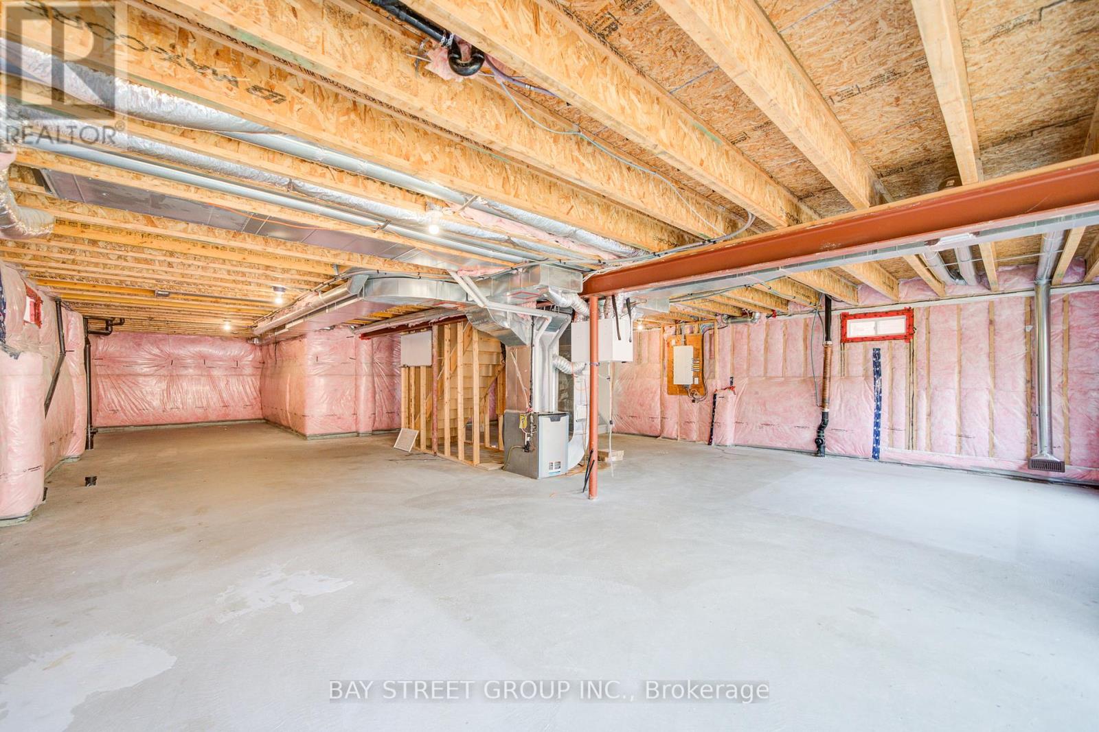 Photo 31 of 7 Yarrow Lane, East Gwillimbury ON