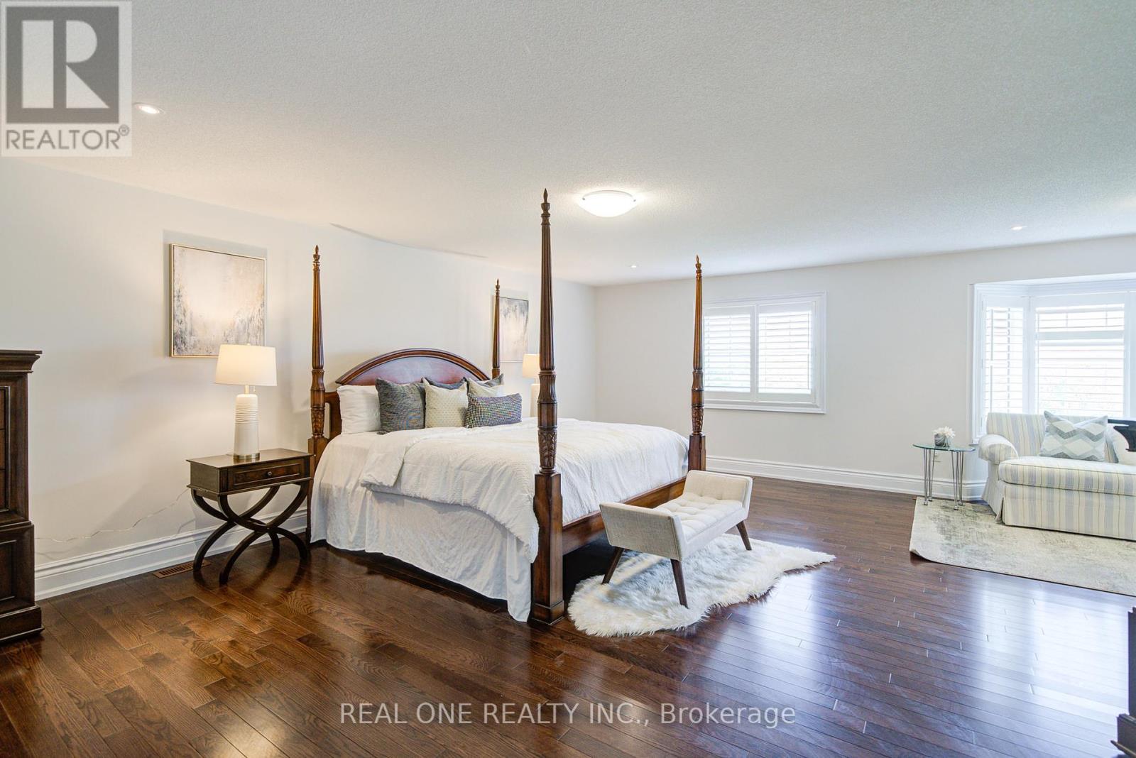 Photo 45 of 21 Moraine Ridge Drive, Richmond Hill ON