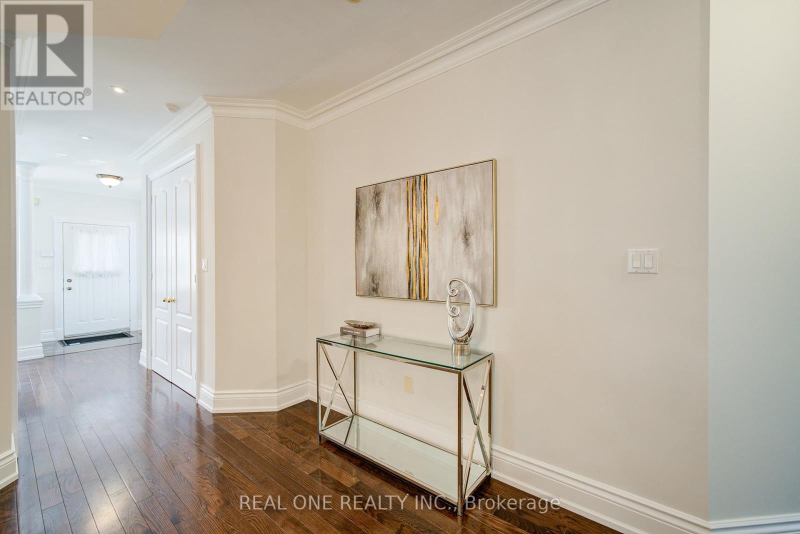 Photo 34 of 21 Moraine Ridge Drive, Richmond Hill ON