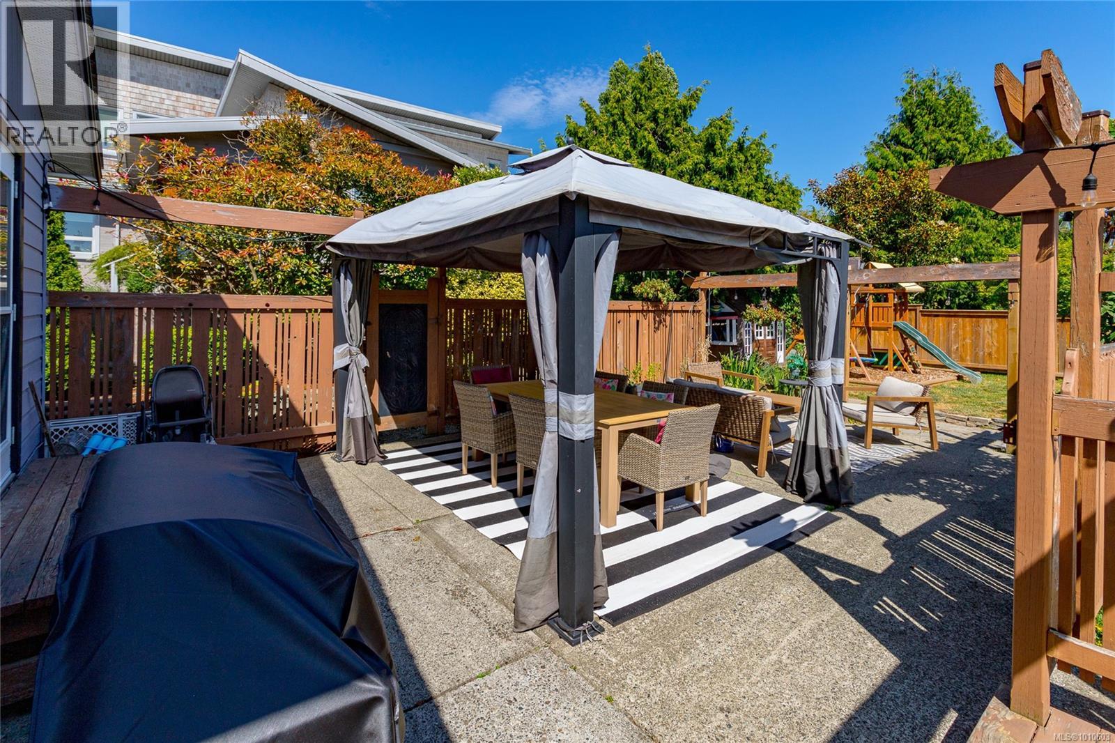 Photo 59 of 2833 Austin Ave, Saanich BC