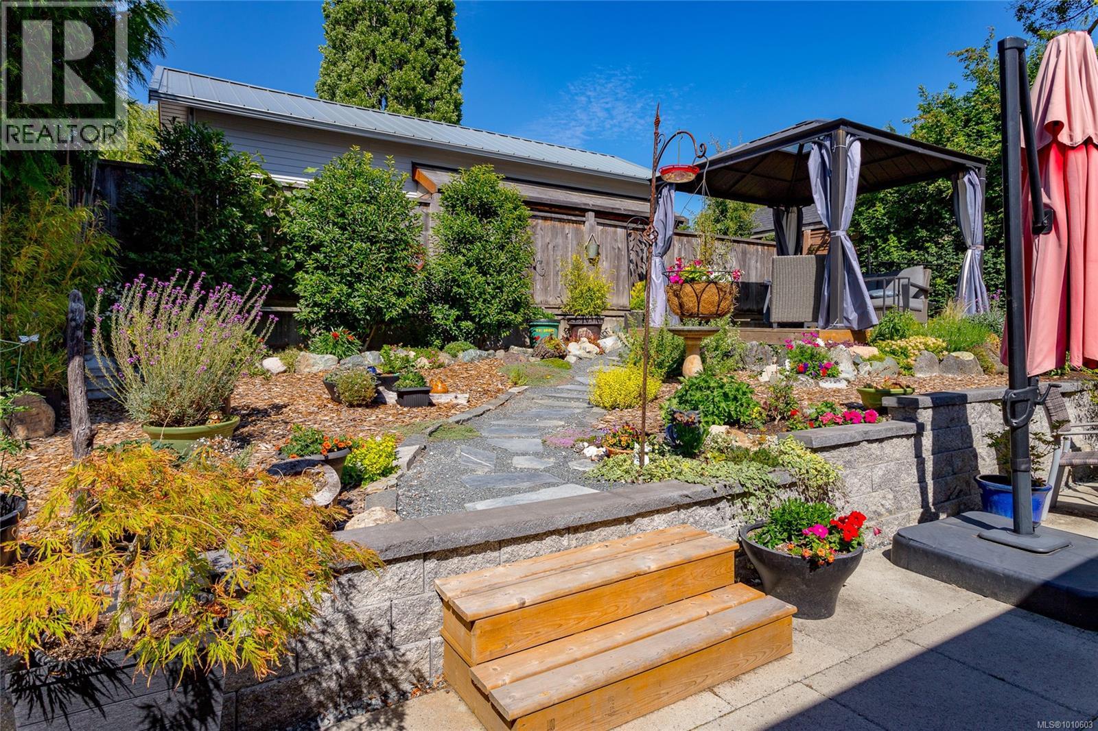 Photo 47 of 2833 Austin Ave, Saanich BC