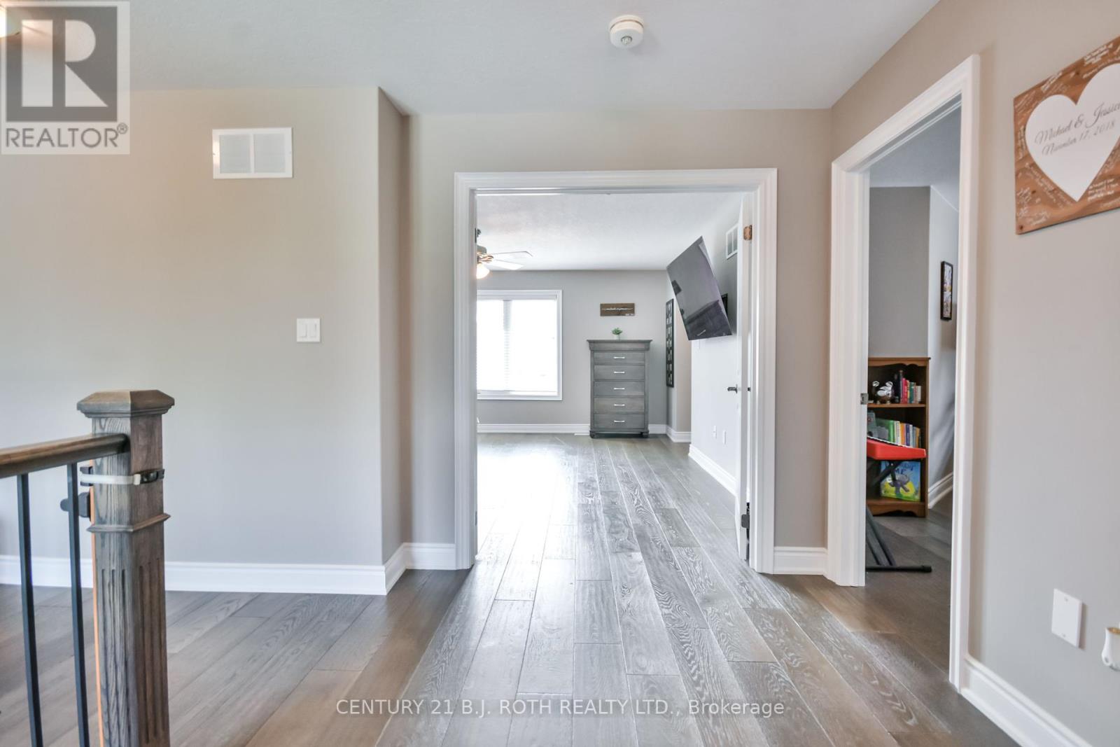 Photo 8 of 3428 Timberline Avenue, Severn ON