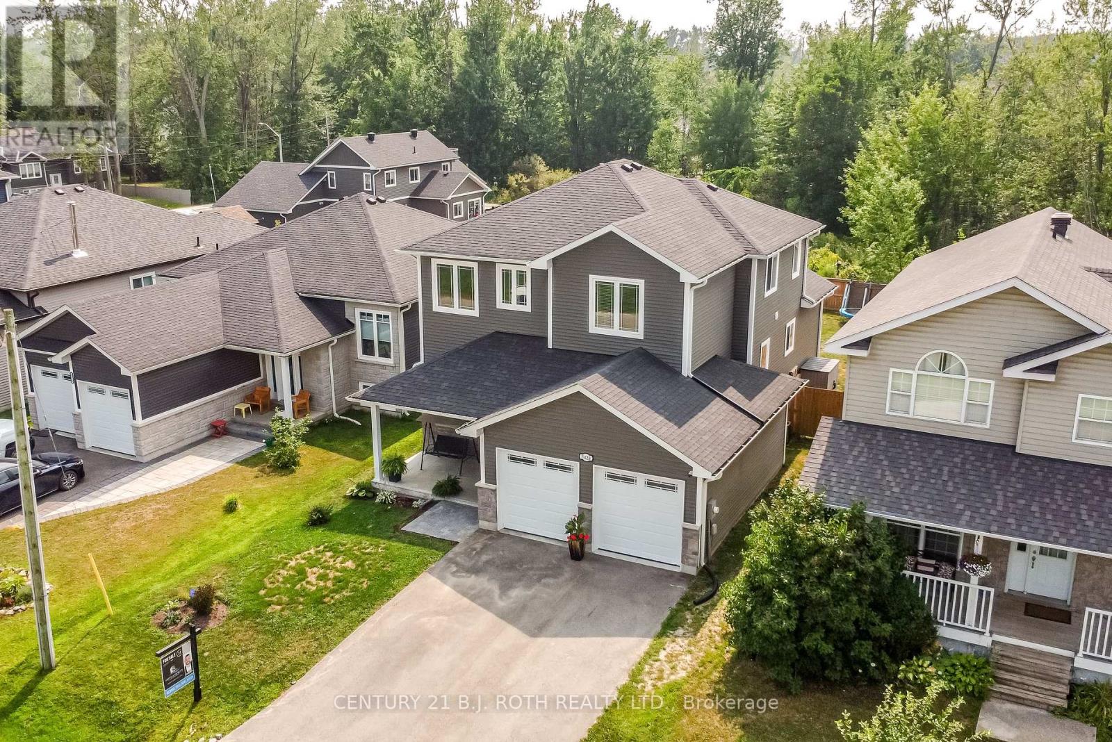 Photo 20 of 3428 Timberline Avenue, Severn ON