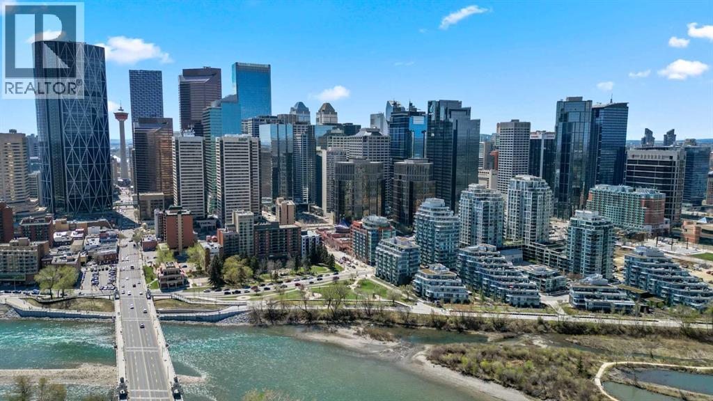 319, 222 Riverfront Avenue SW, Calgary, Alberta