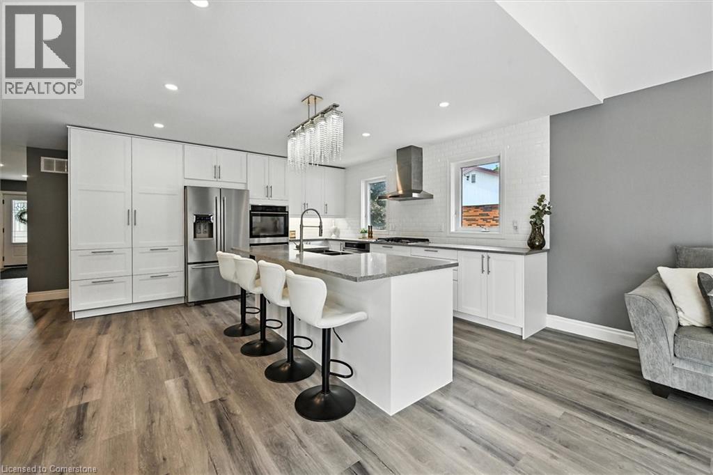Photo 1 of 107 Aldercrest Avenue, Hamilton ON