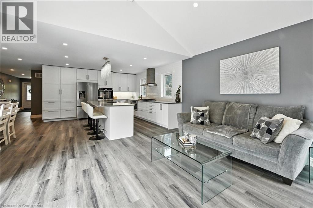 Photo 47 of 107 Aldercrest Avenue, Hamilton ON