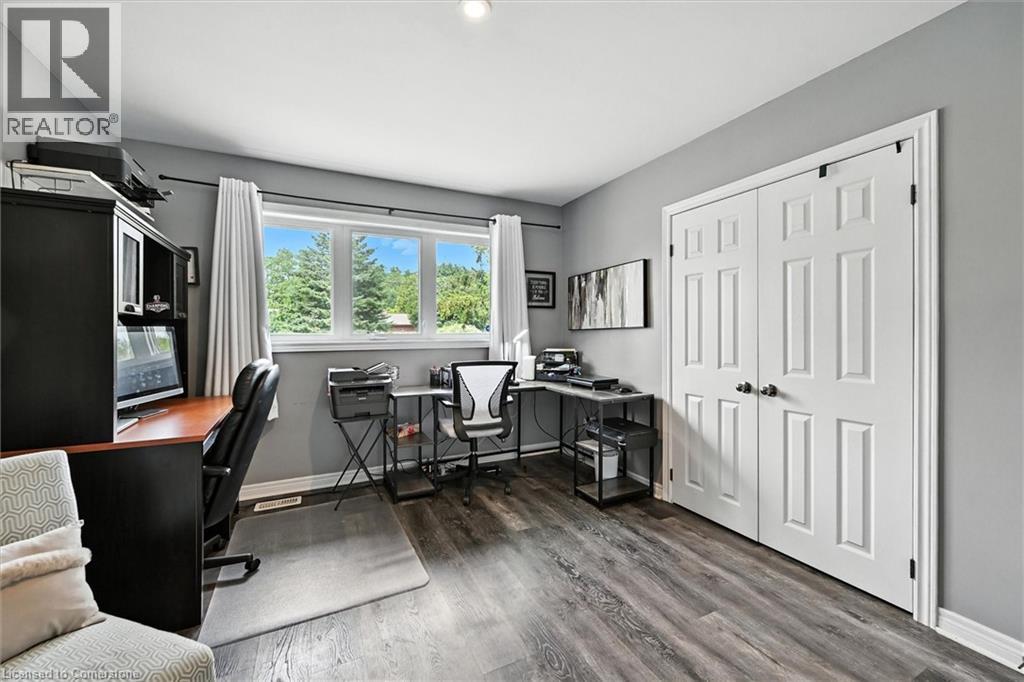 Photo 36 of 107 Aldercrest Avenue, Hamilton ON