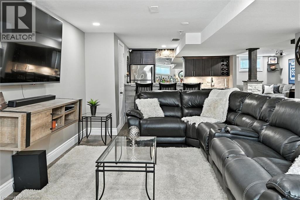 Photo 29 of 107 Aldercrest Avenue, Hamilton ON
