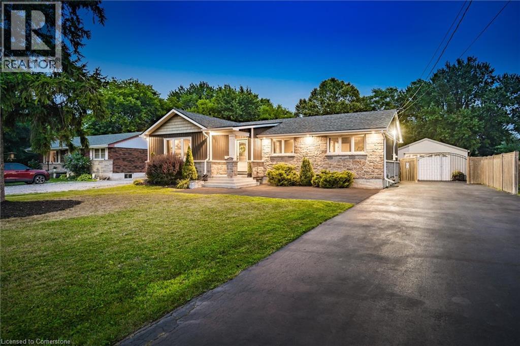 Photo 38 of 107 Aldercrest Avenue, Hamilton ON